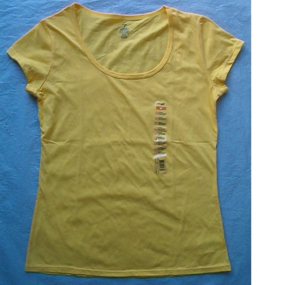 Imagin8 Women's Scoop Neck Tee, Yellow